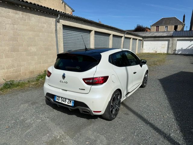 RENAULT 